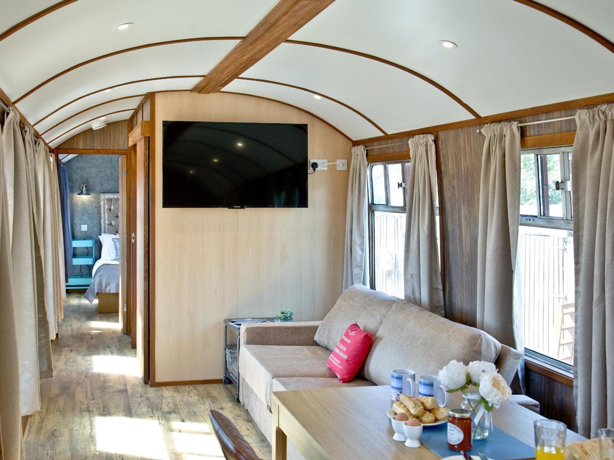 Brunel Boutique Railway Carriage 2 Долиш Экстерьер фото